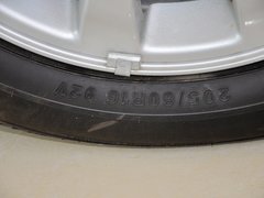 2012款 1.5T 手动 尊贵型