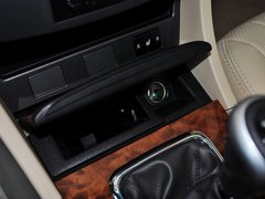 2012款 1.5T 手动 尊贵型