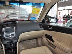 2012款 1.5T DCT 尊荣型