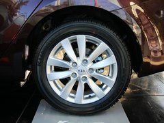 2013款 1.6L 自动 Premium