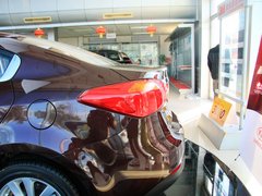 2013款 1.6L 自动 Premium