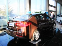 2013款 1.6L 自动 Premium