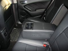 2013款 1.6L 自动 Premium