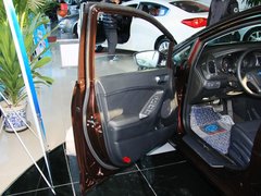 2013款 1.6L 自动 Premium