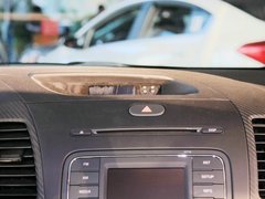 2013款 1.6L 自动 Premium