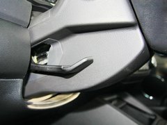 2013款 1.6L 自动 Premium