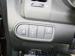 2013款 1.6L 自动 Premium