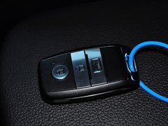 2013款 1.6L 自动 Premium