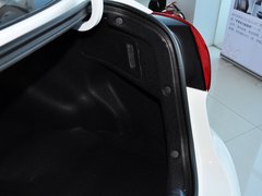 2013款 1.6L 自动 Premium