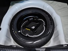 2013款 1.6L 自动 Premium