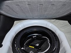 2013款 1.6L 自动 Premium