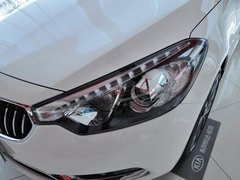 2013款 1.6L 自动 Premium