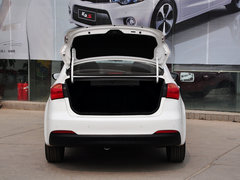 2013款 1.6L 自动 DLX