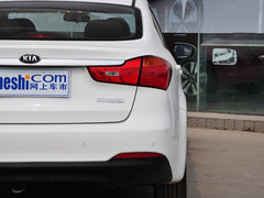 2013款 1.6L 自动 DLX