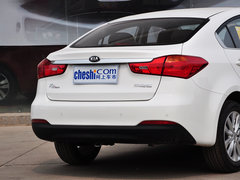 2013款 1.6L 自动 DLX