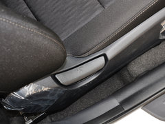 2013款 1.6L 自动 DLX