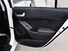 2013款 1.6L 自动 DLX