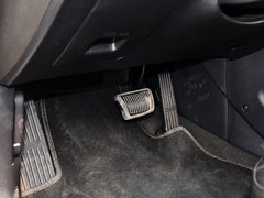2013款 1.6L 自动 DLX