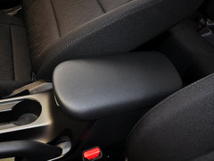 2013款 1.6L 自动 DLX