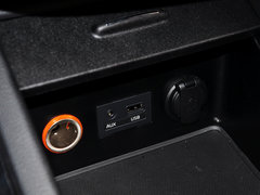 2013款 1.6L 自动 DLX