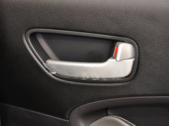2013款 1.6L 自动 DLX