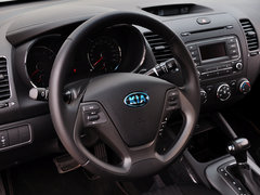 2013款 1.6L 自动 DLX