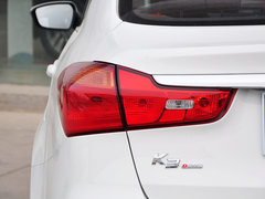 2013款 1.6L 自动 DLX