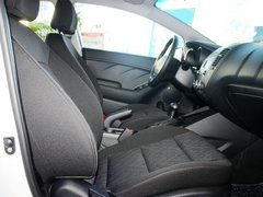 2013款 1.6L 自动 GLS
