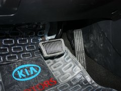 2013款 1.6L 自动 GLS