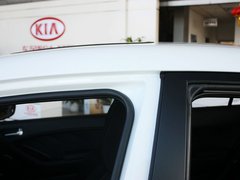 2013款 1.6L 自动 GLS