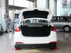2013款 1.6L 自动 GLS