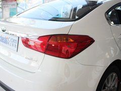 2013款 1.6L 自动 GLS