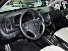 2013款 1.6L 自动 GLS