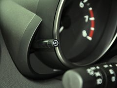 2013 三厢 1.6 手动 精英型