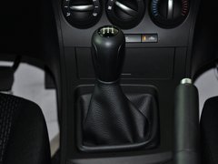 2013 三厢 1.6 手动 精英型