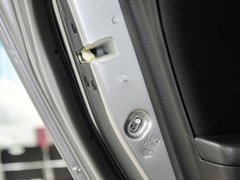 2013 三厢 1.6 手动 精英型