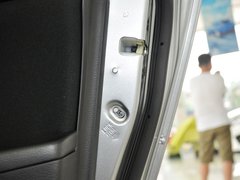 2013 三厢 1.6 手动 精英型