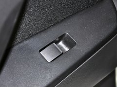 2013 三厢 1.6 手动 精英型