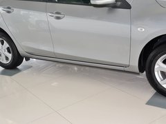 2013 三厢 1.6 手动 精英型