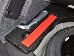 2013 三厢 1.6 手动 精英型