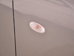 2013 三厢 1.6 手动 精英型