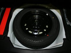 2013 三厢 1.6 自动 精英型