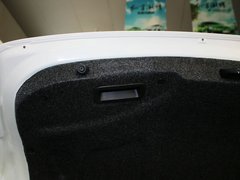 2013 三厢 1.6 自动 精英型