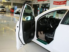 2013 三厢 1.6 自动 精英型