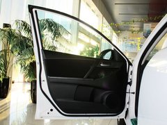 2013 三厢 1.6 自动 精英型