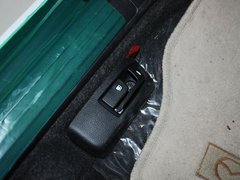 2013 三厢 1.6 自动 精英型