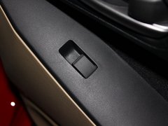 2013 三厢 1.6 自动 精英型