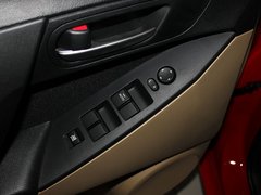 2013 三厢 1.6 自动 精英型