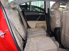 2013 三厢 1.6 自动 精英型