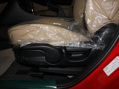 2013 三厢 1.6 自动 精英型
